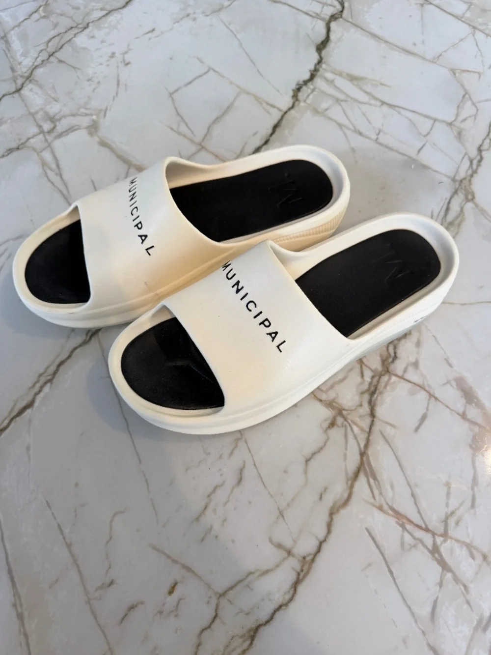 Municipal Men's Slides